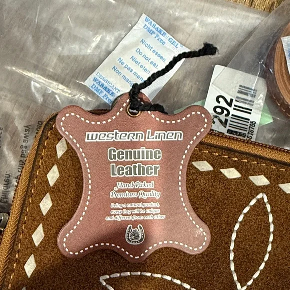 NWT Western Linen Brown Suede Wallet with White Boot Stitching - Picture 3 of 8